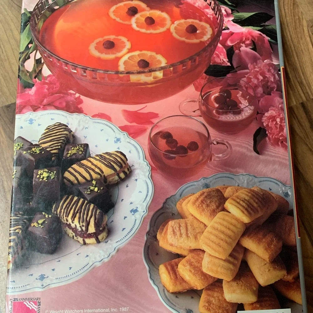 Weight Watchers Quick and Easy Menu Cookbook Silver Anniversary Vintage 1987